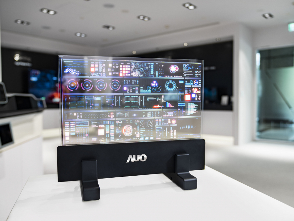 What requirements does the transparent LED display at the auto