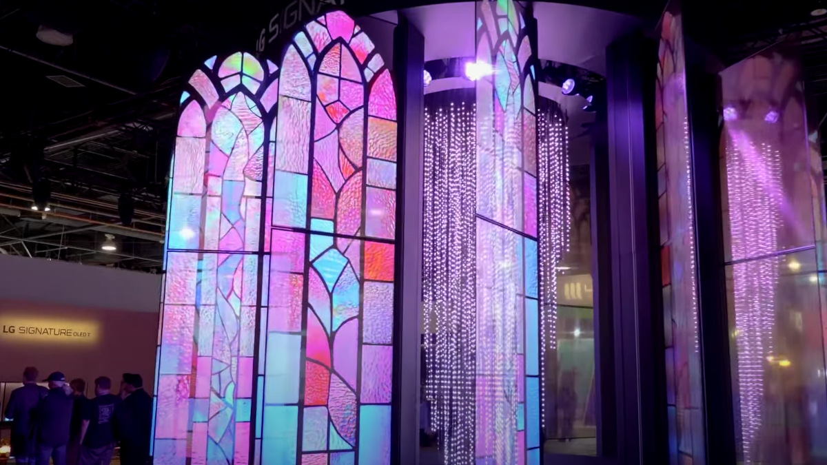 LG's transparent OLED tower at CES 2025 (Image: Screenshot)