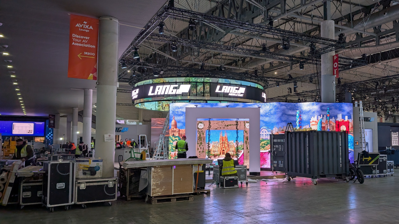 Lang AG at ISE 2026 during build-up (Image: invidis)